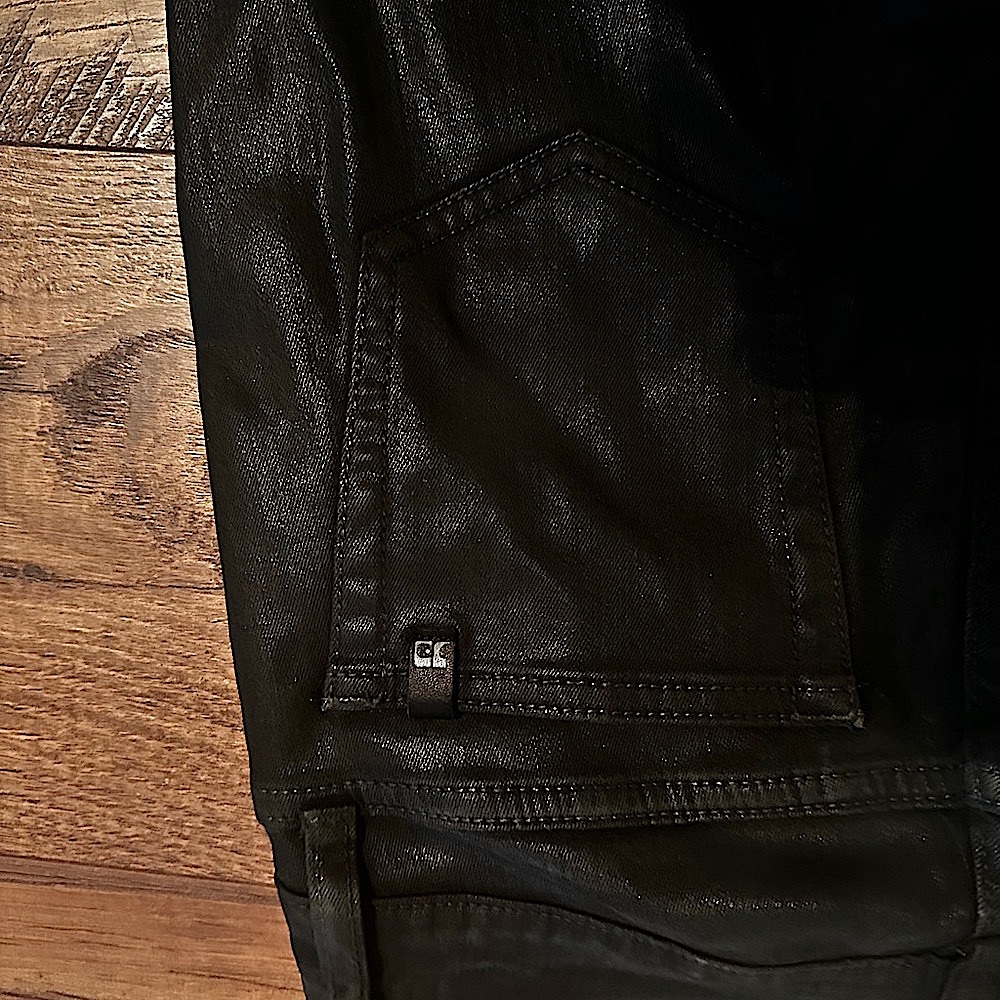 Nice faux leather pants. great quality. Photos absolutely DON’T do them justice!